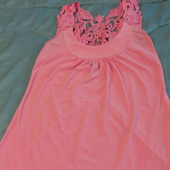 Peach tank