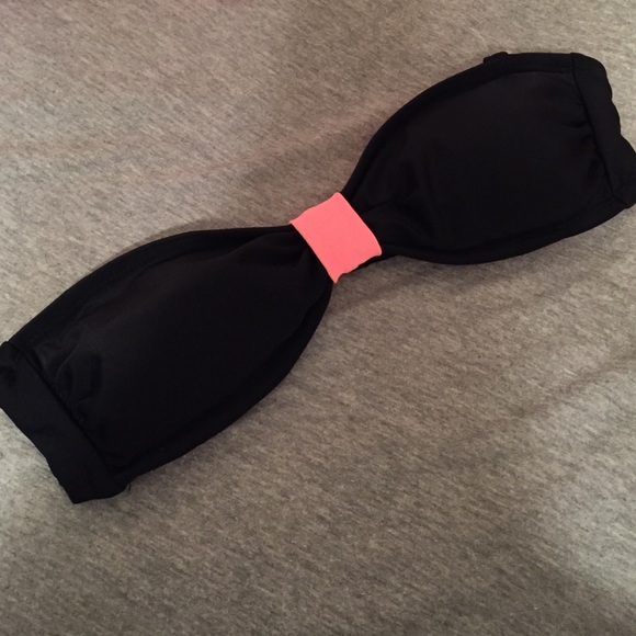 NEW Bikinis - Picture 2 of 3