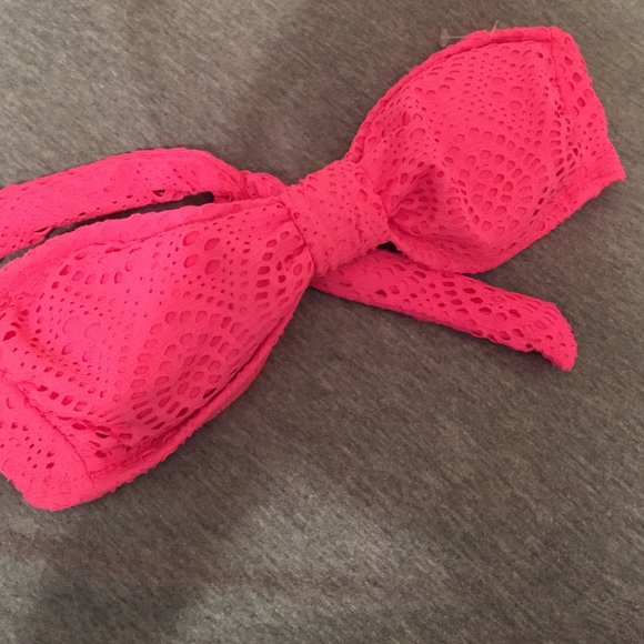 NEW Bikinis - Picture 3 of 3