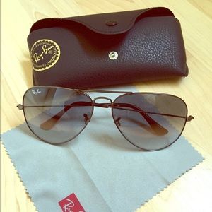 Ray Ban oversized large metal II aviators.