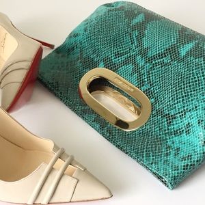 💐HP💐 Michael Kors Python Embossed Clutch