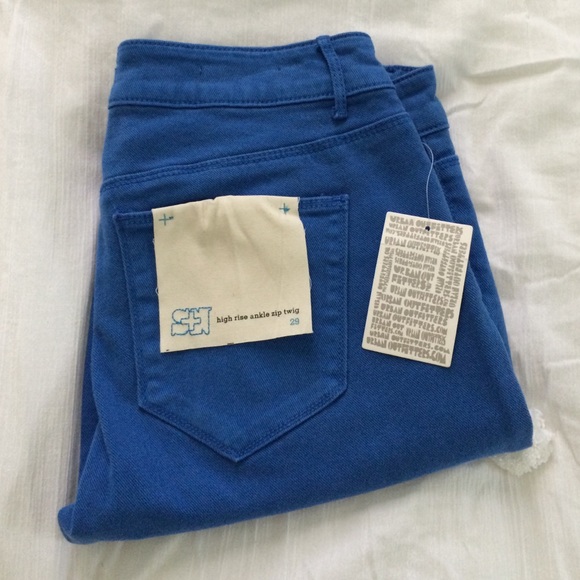 Silence & Noise Blue Jeans with Ankle Zippers