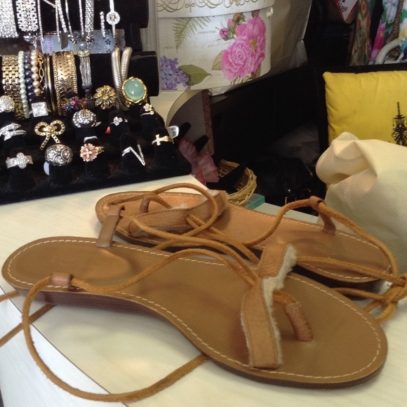 UGG tan brown sandals