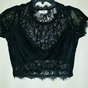 🎉🎉HOST PICK🎉🎉cropped  lace top
