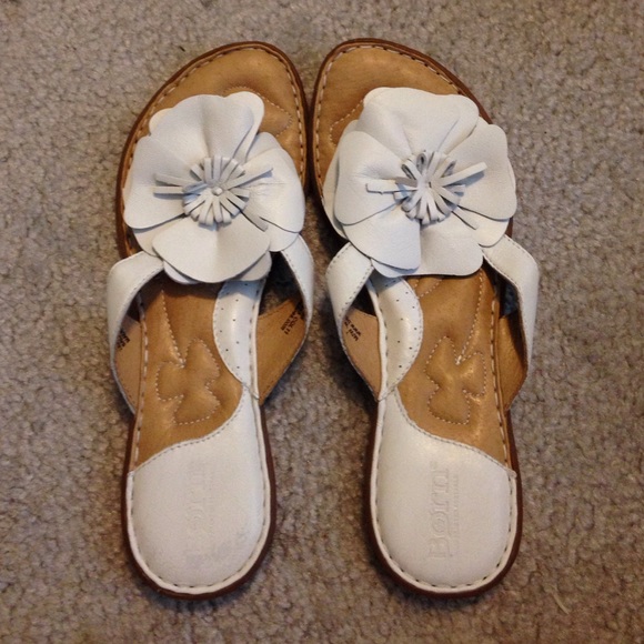 Born Shoes - Brand new without tags flip flops