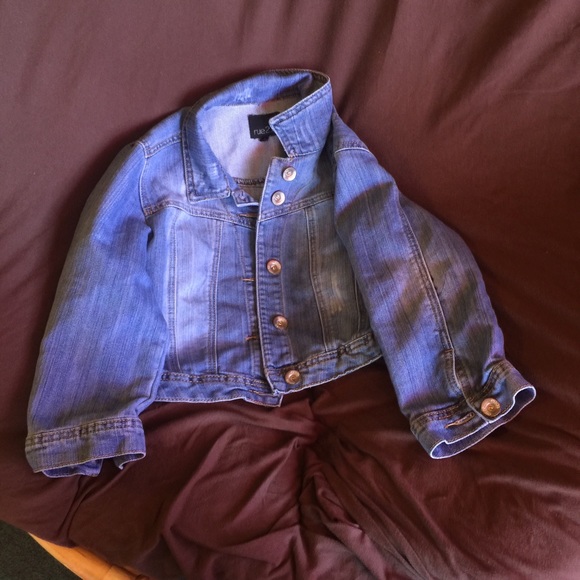 Cropped jean jacket