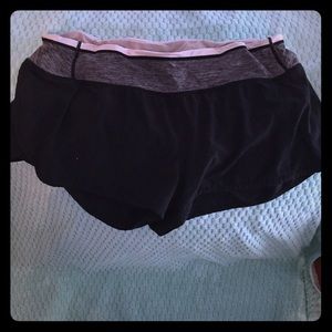 Lululemon shorts 8 black grey pink