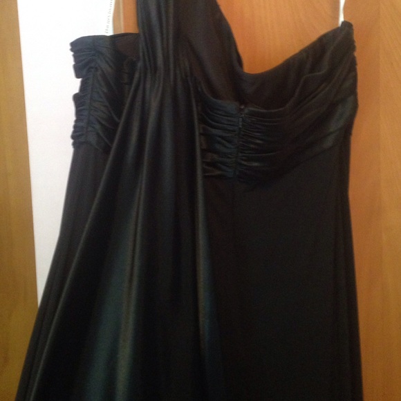 NEW 🖤 David's Bridal One Shoulder Jersey Dress - Picture 4 of 7