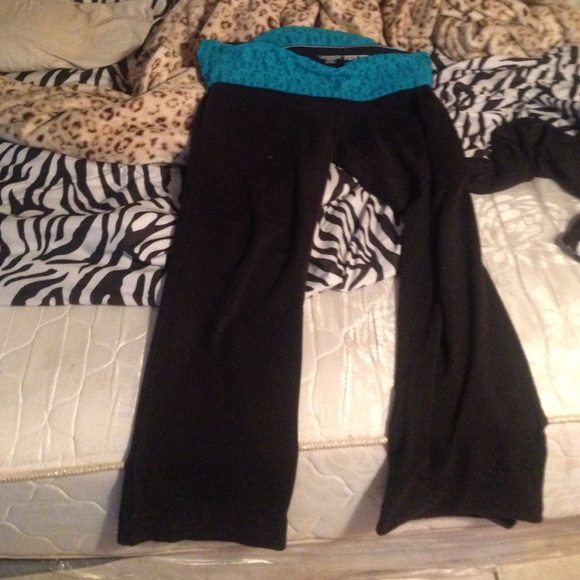 PINK Victoria's Secret yoga pants!