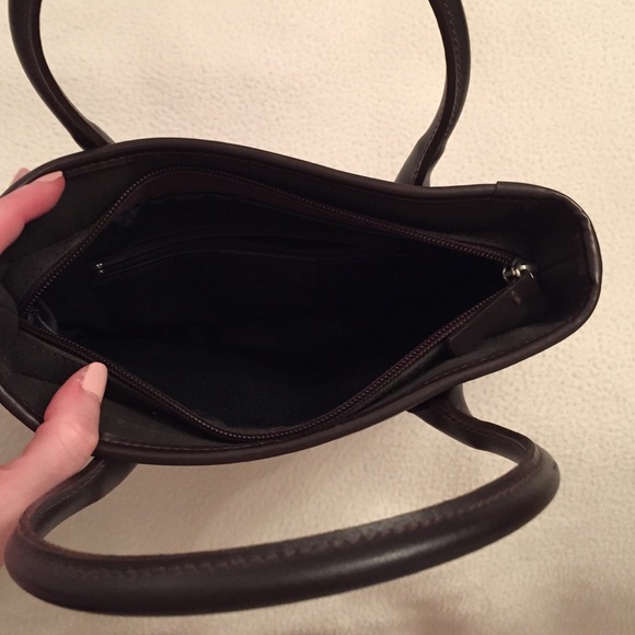 Burberry handbag 100% Authentic - Picture 3 of 4