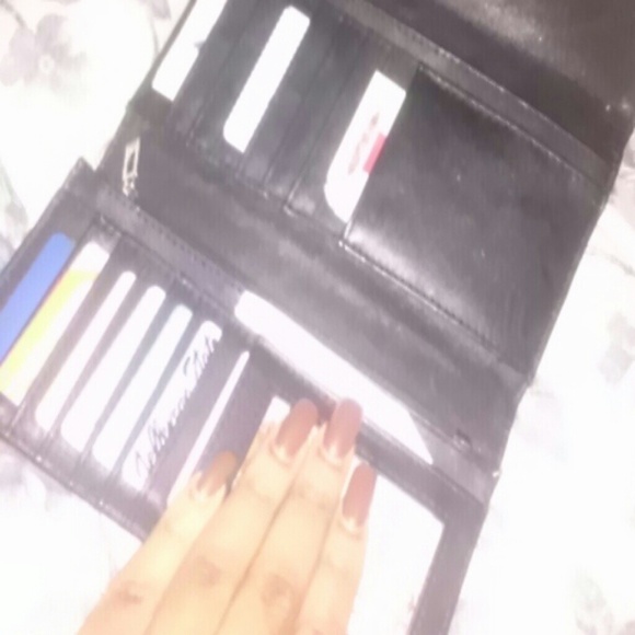 Wallet excellent condition - Picture 3 of 3