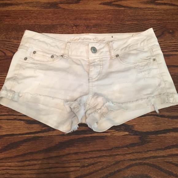 American Eagle White Shorts