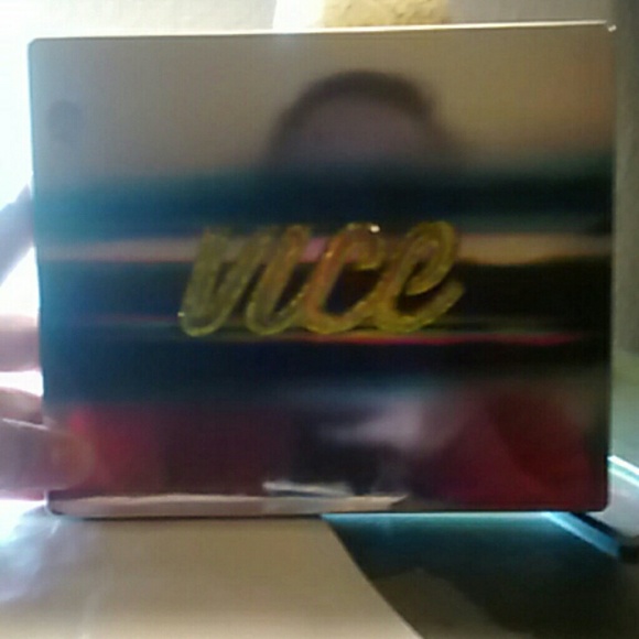 Urban decay vice.