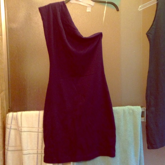 2 American Apparel Dresses sz M/L