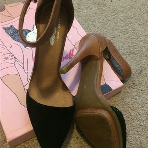 Solitaire Jeffrey Campbell pumps