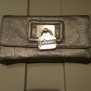 Guess Wallet