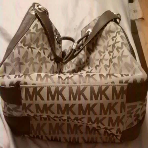 Authentic michael kor bag