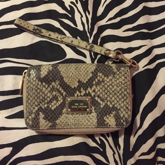Michael Kors wallet