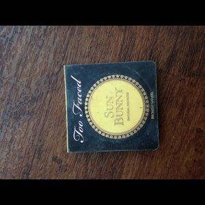 TOO FACED SUN BUNNY BRONZER