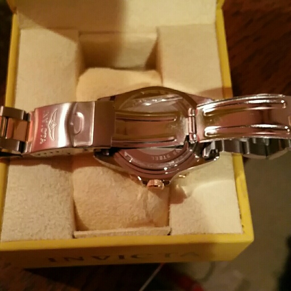 Ladies Invicta Watch - Picture 3 of 4