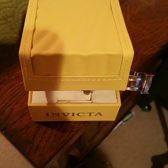 Ladies Invicta Watch - Picture 4 of 4