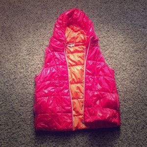 Venice Milano pink puffy vest