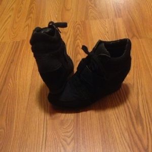 High heel sneakers