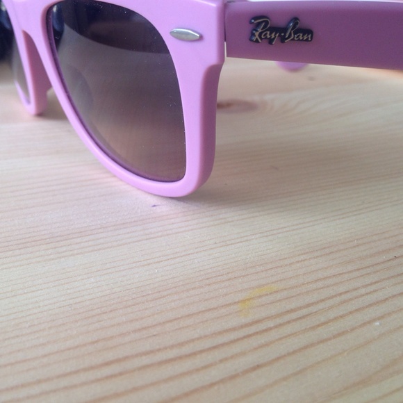 Ray Bans - Picture 4 of 4