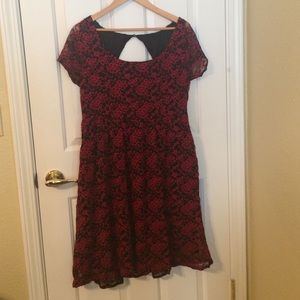 Plus size Red floral lace dress (size 2 in Torrid) Plus size Red floral lace dress (size 2 in Torrid)