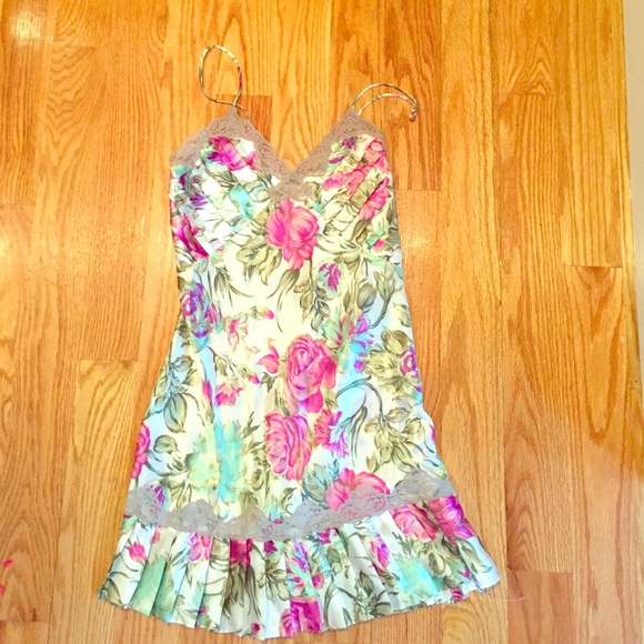 Victoria's Secret night gown