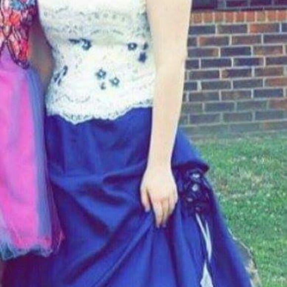 Prom dress