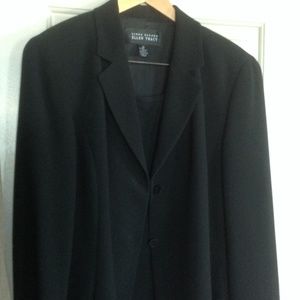 ❗️bundled❗️Black Ellen Tracy suit