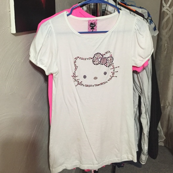 Hello kitty top - Picture 2 of 3