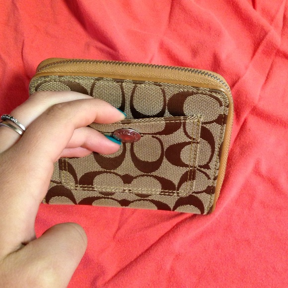 Coach wallet - Picture 2 of 3