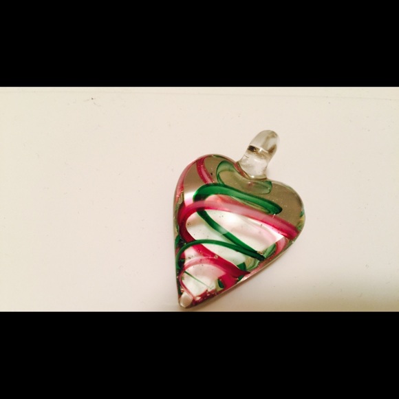 New unworn charm/pendant