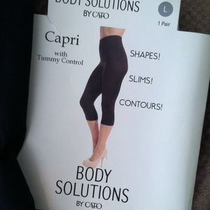 Capri tummy control leggings