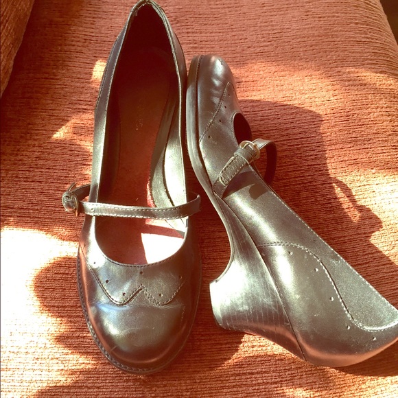Black leather heels