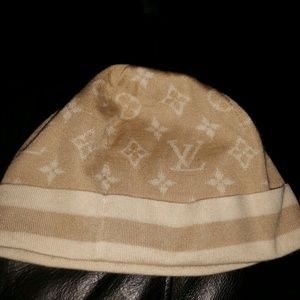 Louis Vuitton hat