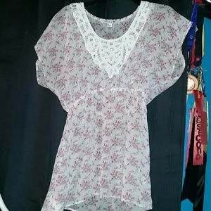 SOLDDD Flower Forever 21 top