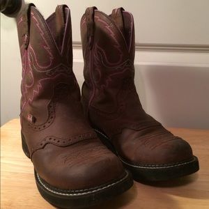 Justin Women's Gypsy Collection 8" Round Toe Boot