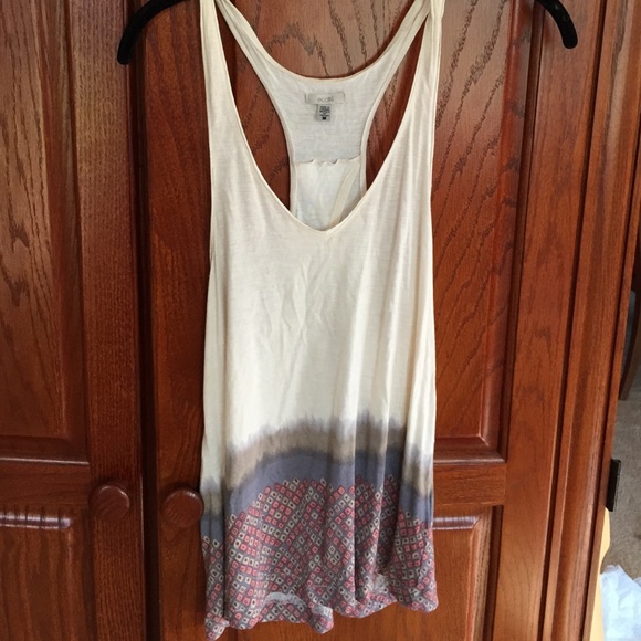Loose Tank Top with cutout back