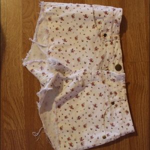 Forever 21 white floral shorts