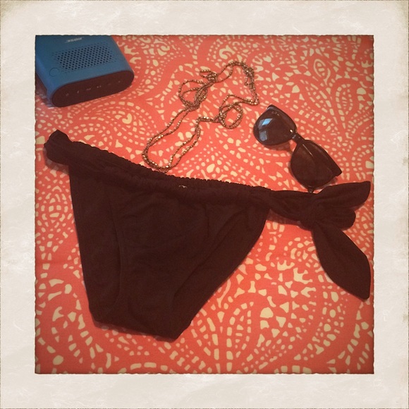 NWOT👙VS Swim String Bikini Bottom💜