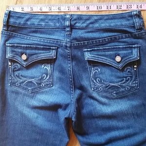 White house black market. Inseam " 34 "