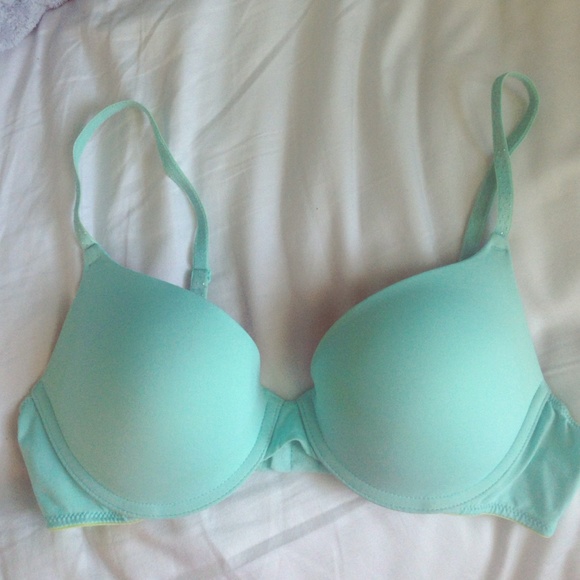 Victoria's Secret Seafoam Push-Up Bra