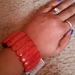 Red coral bracelet NWT
