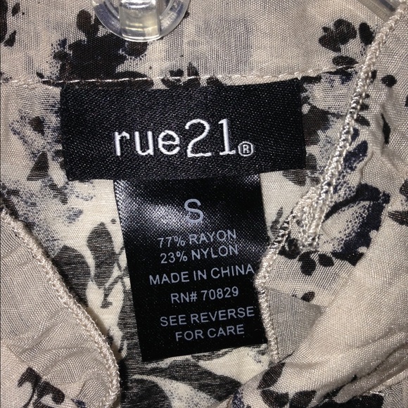 Perfect work blouse - Picture 3 of 3
