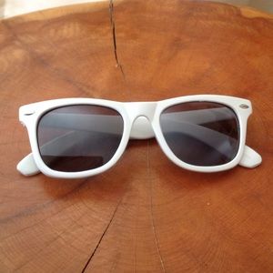 White sunglasses 😎