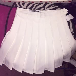 American Apparel tennis skirt XS