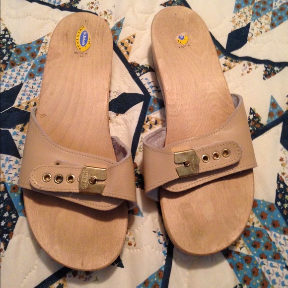 Dr. Scholl's Classic Wood Sandals